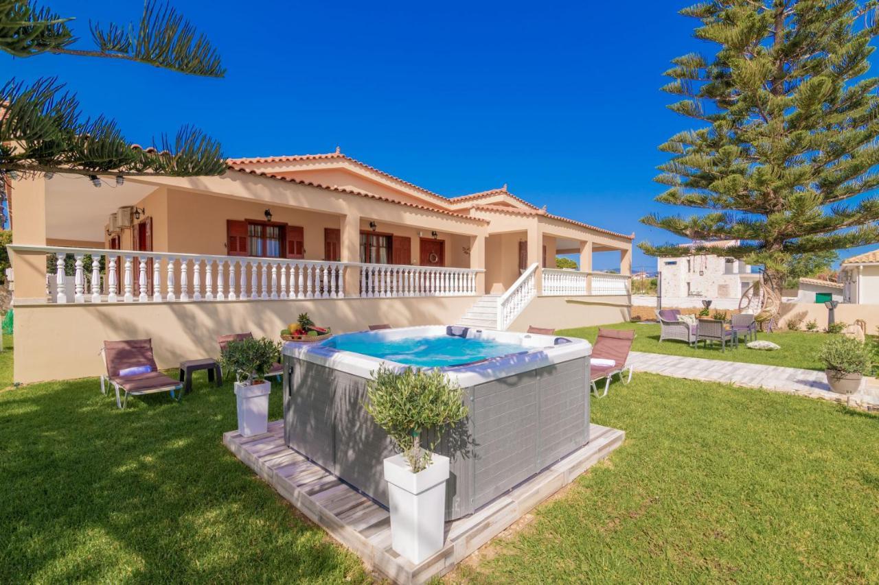 Sea Elegance Villa - On The Beach, By Zantewize Psarou  Экстерьер фото
