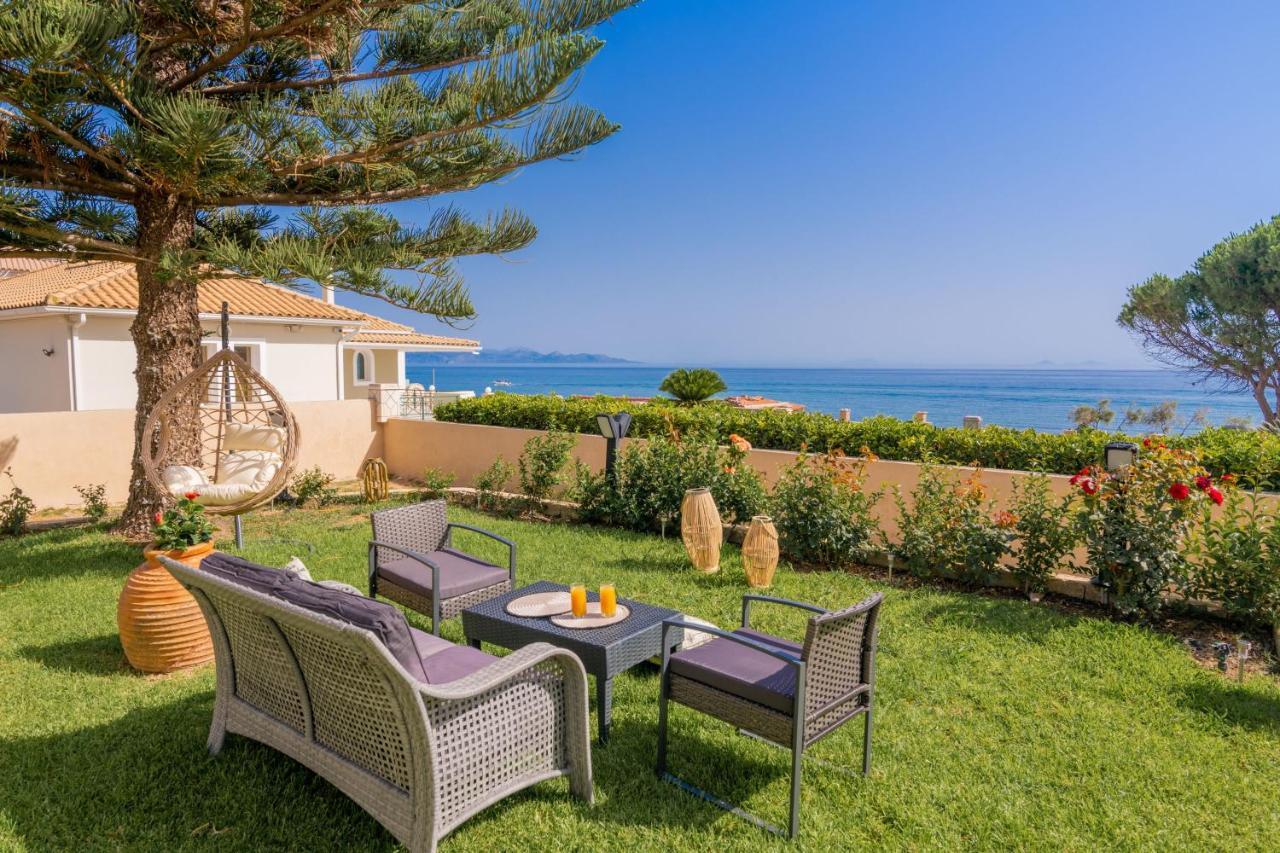 Sea Elegance Villa - On The Beach, By Zantewize Psarou  Экстерьер фото