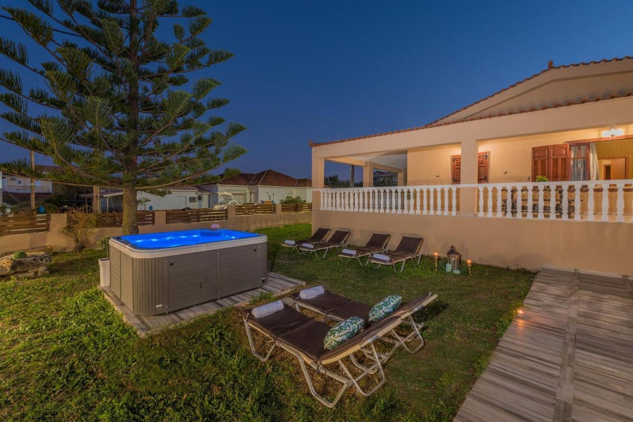 Sea Elegance Villa - On The Beach, By Zantewize Psarou  Экстерьер фото