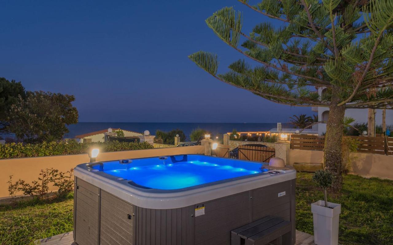 Sea Elegance Villa - On The Beach, By Zantewize Psarou  Экстерьер фото